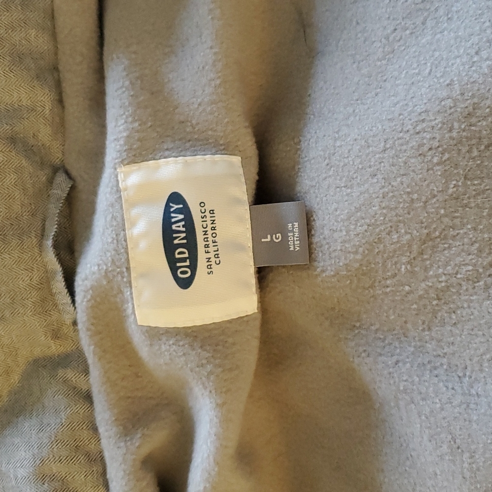 Puffer Vest - Picture 3 of 5